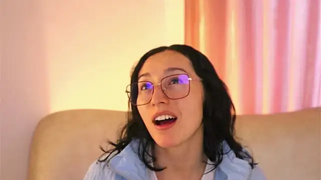 Ginevra esposito online show from May 2026 12:56:01 PM