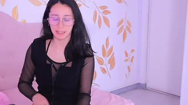 Ginevra esposito online show from October 2025 12:39:02 PM