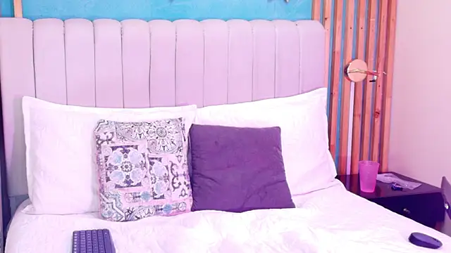 Dan Copers online show from February 2026 07:33:02 PM