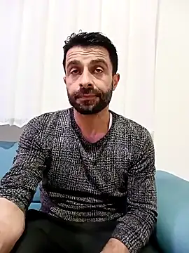 alex10alexx online show from February 2026 04:03:01 PM