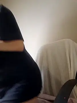 Snapshot of D4ddyslut chatting on November 2025 09:02:01 AM D4ddyslut online show from November 2025 09:02:01 AM