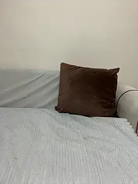 Nursen1 online show from November 2025 05:27:02 PM