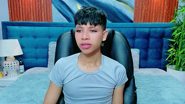 dilan 911 online show from March 2026 07:04:02 PM