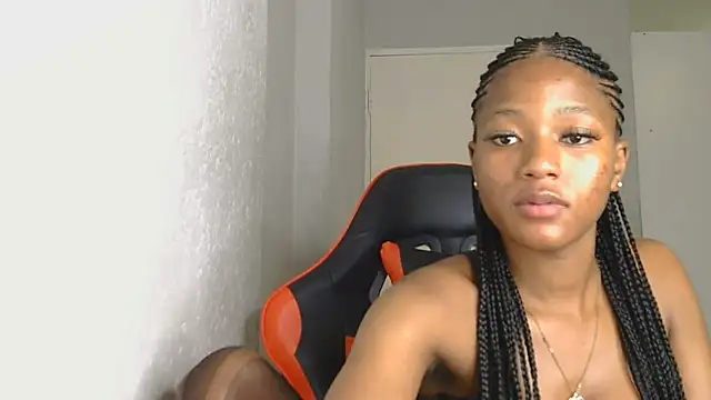 Snapshot of Ballenciaa chatting on December 2025 05:28:02 PM Ballenciaa online show from December 2025 05:28:02 PM