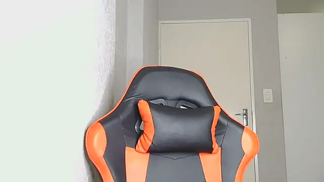 Snapshot of Ballenciaa chatting on October 2025 09:03:01 PM Ballenciaa online show from October 2025 09:03:01 PM