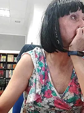 Snapshot of Emily_de_Carla chatting on November 2025 04:07:02 PM Emily de Carla online show from November 2025 04:07:02 PM