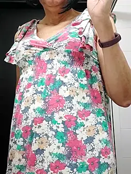 Emily de Carla online show from February 2026 07:30:02 AM