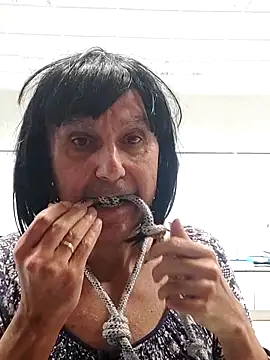 Snapshot of Emily_de_Carla chatting on October 2025 02:49:01 PM Emily de Carla online show from October 2025 02:49:01 PM