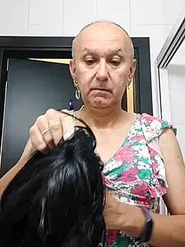 Snapshot of Emily_de_Carla chatting on October 2025 07:27:01 AM Emily de Carla online show from October 2025 07:27:01 AM