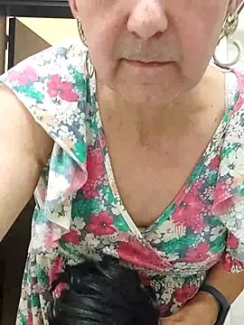 Snapshot of Emily_de_Carla chatting on December 2025 04:30:01 PM Emily de Carla online show from December 2025 04:30:01 PM