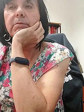 Snapshot of Emily_de_Carla chatting on November 2025 04:07:02 PM Emily de Carla online show from November 2025 04:07:02 PM