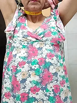 Snapshot of Emily_de_Carla chatting on November 2025 03:59:01 PM Emily de Carla online show from November 2025 03:59:01 PM