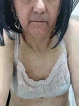 Emily de Carla online show from December 2025 07:44:01 AM