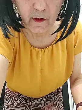 Emily de Carla online show from February 2026 04:39:02 PM