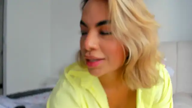 victoriia rose online show from October 2025 07:58:02 PM