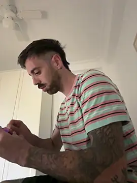 marc944 online show from December 2025 11:38:02 PM