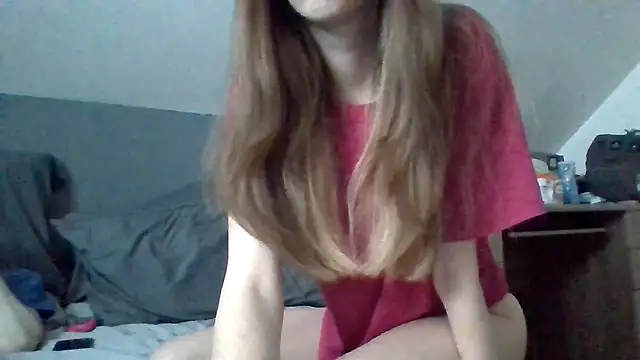 sarah2007 online show from November 2025 06:22:02 PM