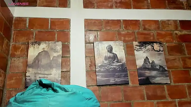 Luck Andrew online show from April 2026 10:49:02 PM