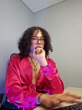 Snapshot of Dark_nina_ chatting on October 2025 02:40:01 PM Dark nina online show from October 2025 02:40:01 PM