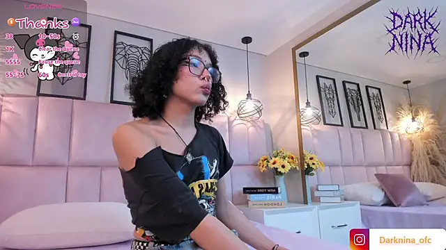 Snapshot of Dark_nina_ chatting on October 2025 06:15:02 AM Dark nina online show from October 2025 06:15:02 AM