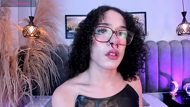 Dark nina  online show from January 2026 03:22:02 AM