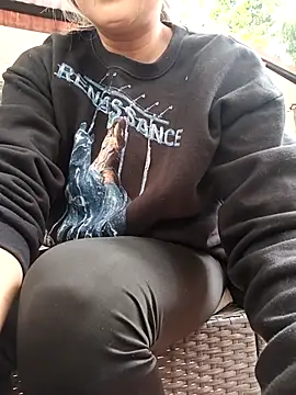 aishathornee online show from February 2026 08:30:01 PM