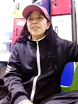 Raven Rouge  online show from February 2026 07:38:01 PM