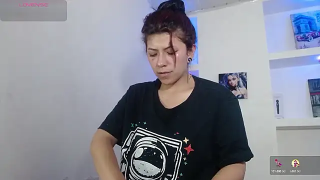 Raven Rouge  online show from January 2026 08:25:02 PM