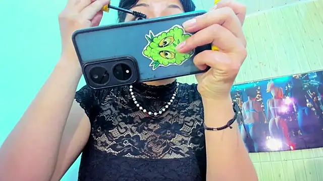 Raven Rouge  online show from October 2025 04:23:02 AM