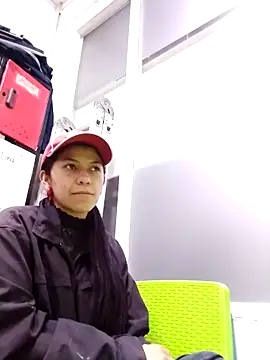 Raven Rouge  online show from February 2026 07:57:02 PM