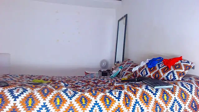 zhannaya jhaen  online show from October 2025 02:40:02 PM