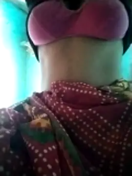 Hot-qwer online show from April 2026 02:41:01 AM