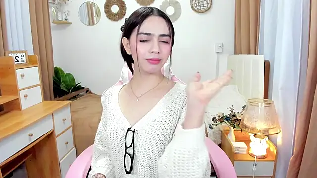 Snapshot of joyfulmartinaa chatting on September 2025 11:27:01 AM joyfulmartinaa online show from September 2025 11:27:01 AM