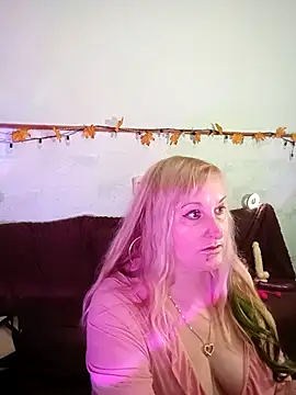 XHelenaX90 online show from November 2025 08:13:01 PM