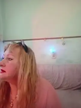 XHelenaX90 online show from March 2026 12:51:02 PM