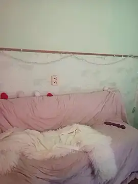 XHelenaX90 online show from February 2026 07:56:01 PM