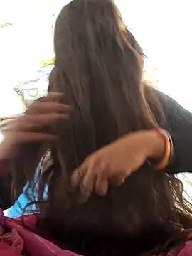 Hot-ilaiy online show from November 2025 04:13:01 AM