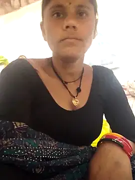 Hot-ilaiy online show from November 2025 06:17:01 AM