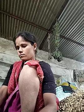 Hot-ilaiy online show from October 2025 03:40:02 AM