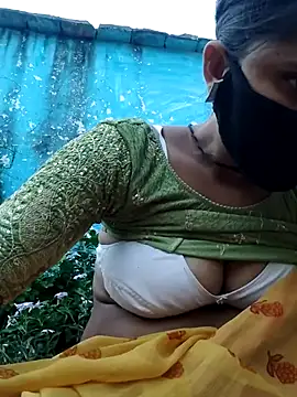 Hot-ilaiy online show from October 2025 11:12:01 AM