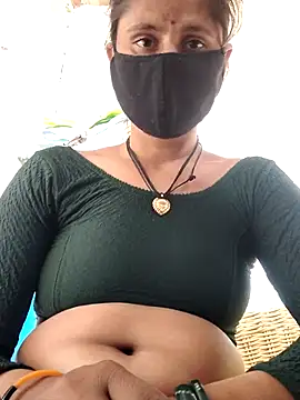 Hot-ilaiy online show from November 2025 08:24:01 AM