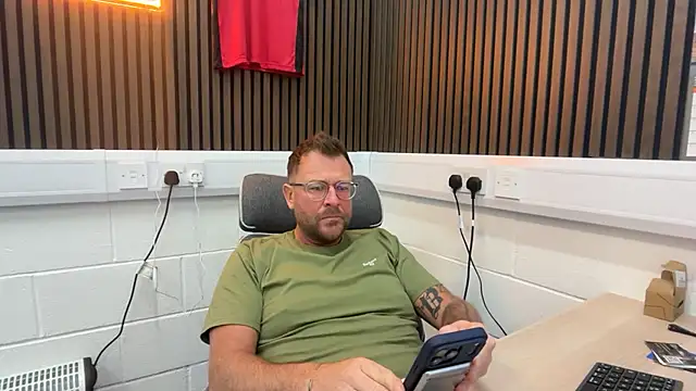 bilf1978 online show from March 2026 07:34:01 AM