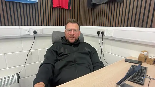 bilf1978 online show from February 2026 06:45:02 AM