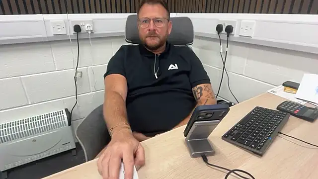 bilf1978 online show from June 2026 07:02:01 AM