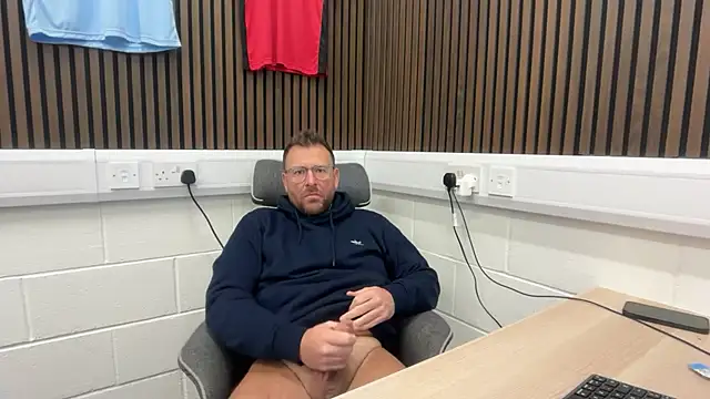 bilf1978 online show from February 2026 07:30:01 AM