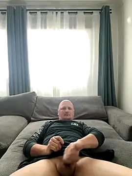 Attila120 online show from November 2025 09:41:01 AM