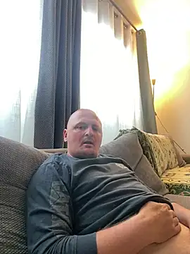 Attila120 online show from June 2026 07:02:01 PM