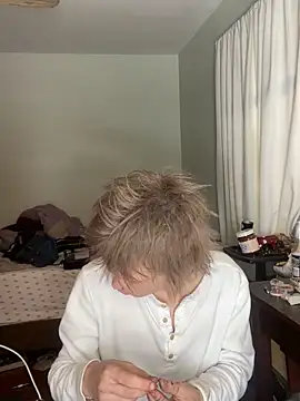 XanderOzzz online show from January 2026 07:12:01 PM