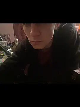 XanderOzzz online show from November 2025 09:56:01 AM