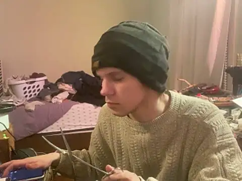 XanderOzzz online show from December 2025 10:06:01 AM